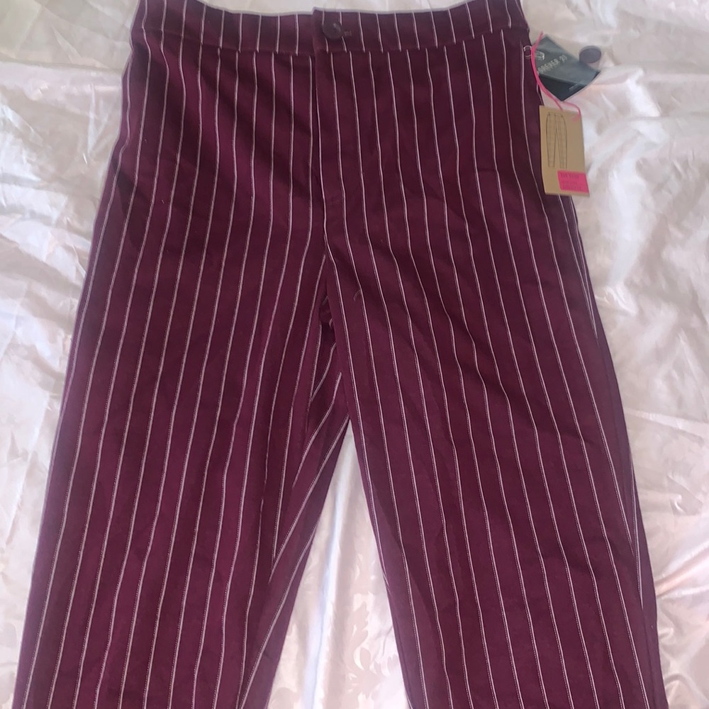 Stretch fit pants